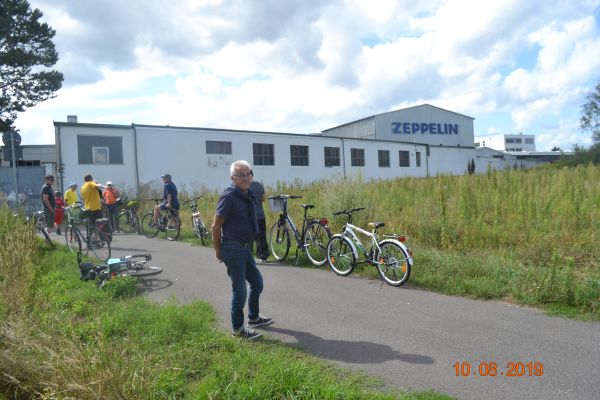 Alter Seeweg. Bedingte Bebauung möglich.